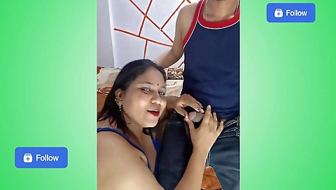 Desi Indian Bhabhi Get Fucking With Neighbour Boy