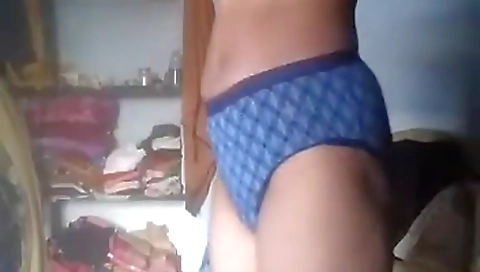 Aunty Nude - Indian Corona Quatentine Village