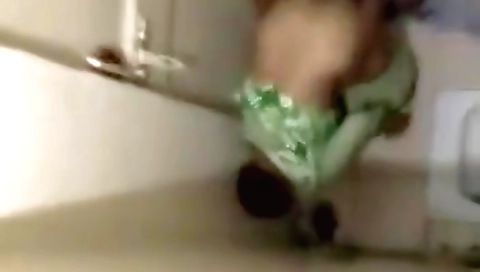 Desi Guy Caught Fucking A Randi In Toilet
