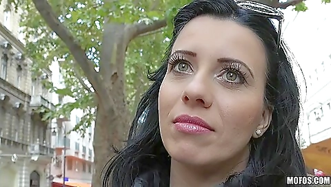 Vicky Love Euro Hotties Epic Facial